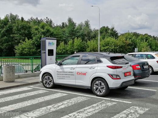 PRE, dálnice D11, 36. km směr Hradec Králové, odpočívka Vrbová Lhota, čs OMV
