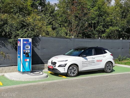 PRE, dálnice D13 směr Chomutov, průtah městem Most, čerpací stanice Benzina