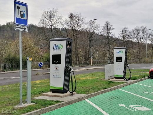 PRE, Karlovy Vary, Pobřežní ul. směr Praha, čerpací stanice OMV