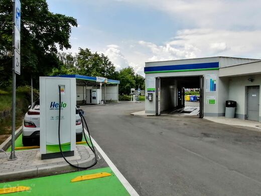 PRE, Kladno, Křižíkova ul., čerpací stanice OMV,