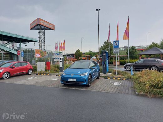 PRE, Ostrava - Svinov, Bílovecká ul., Hornbach