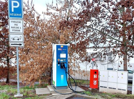 PRE, Pardubice, Hradecká ul., čerpací stanice OMV