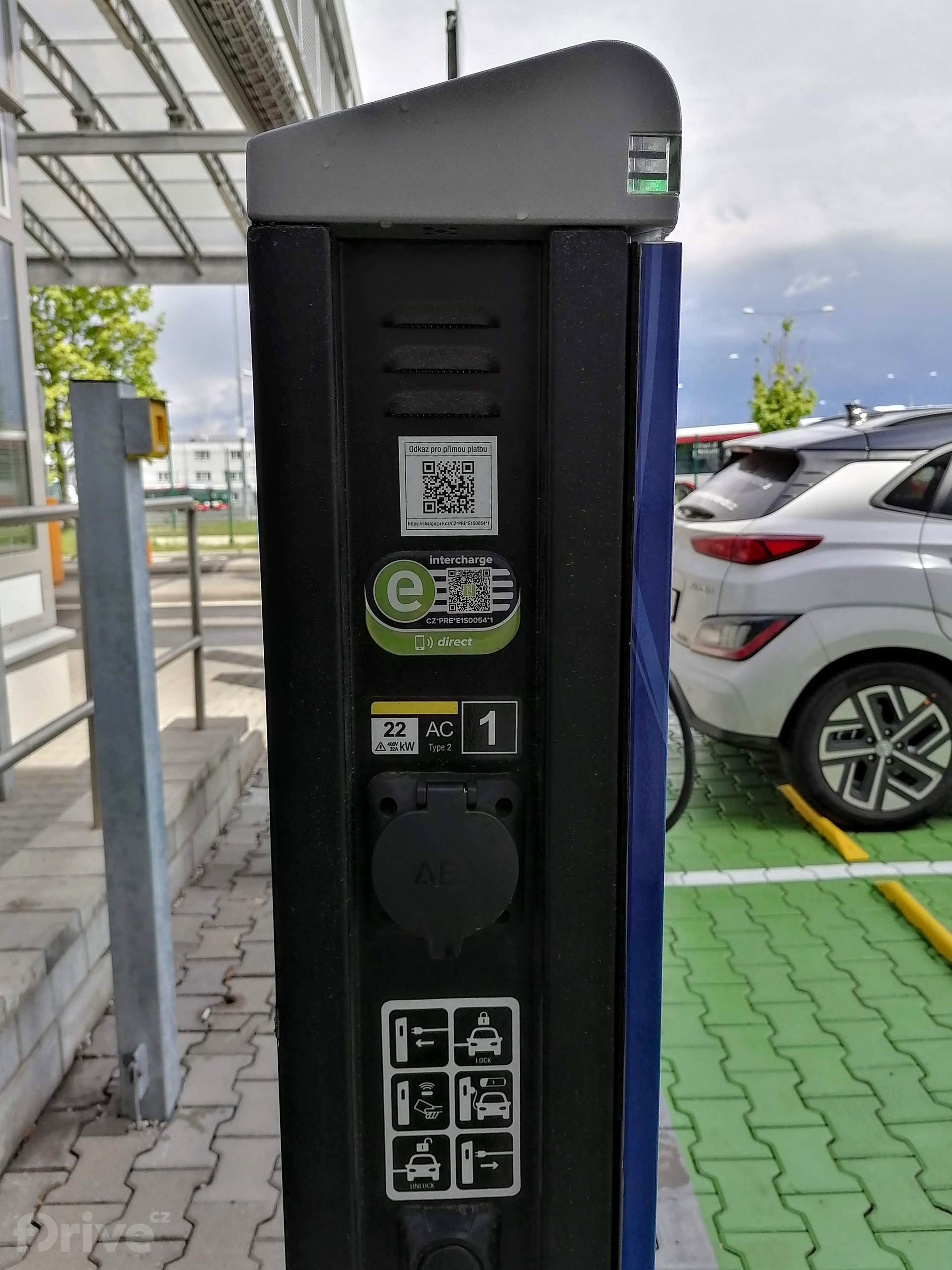 PRE, Plzeň, ul. Na Pomezí, Škoda - VIII. brána