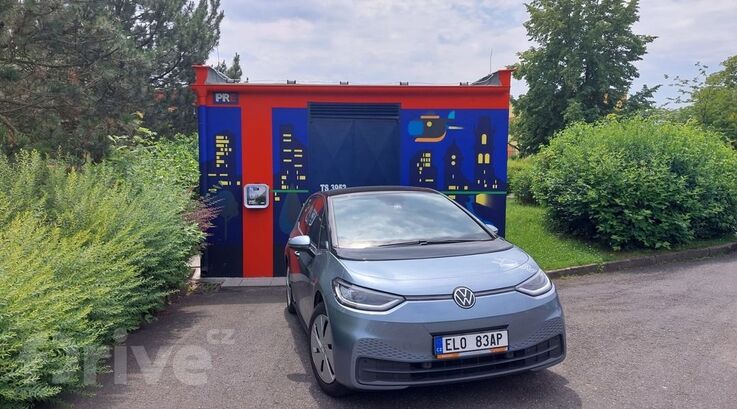 PRE, Praha 10 - Petrovice, ul. Jakobiho, trafostanice TS 3952