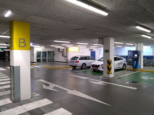 PRE, Praha 14 - Černý Most, OC IKEA