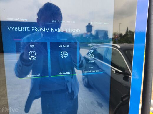 PRE, Praha 4, 5. května, Mycí centrum 3P