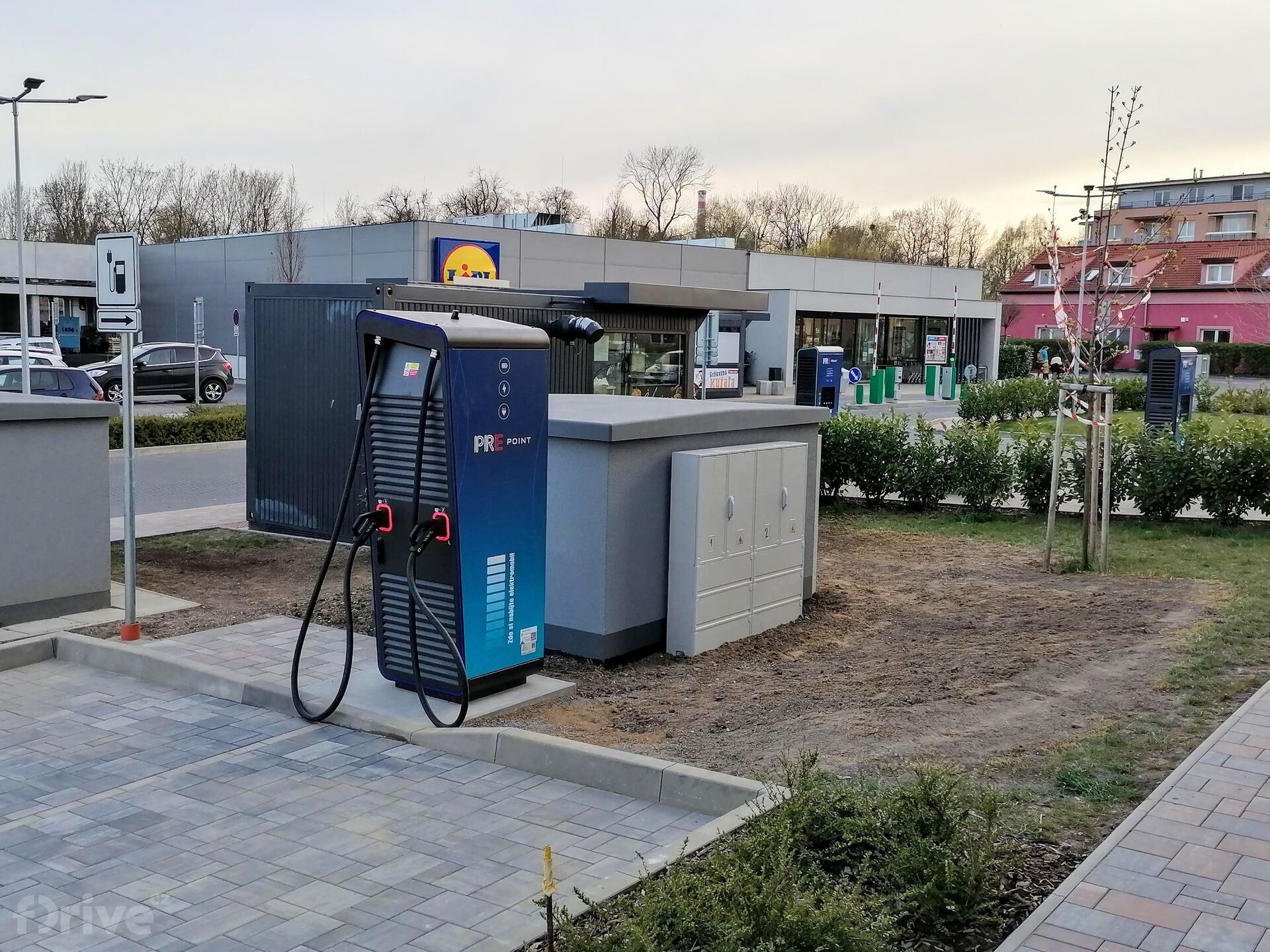 PRE, Praha 9 - Čakovice, Schoellerova ul., supermarket Lidl