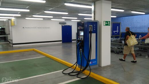 PRE, Praha-Černý Most, prodejná nábytku IKEA