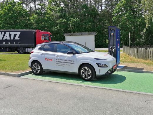 PRE, Řípec, silnice č.3, čerpací stanice Benzina