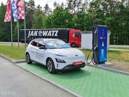 PRE, Řípec, silnice č.3, čerpací stanice Benzina