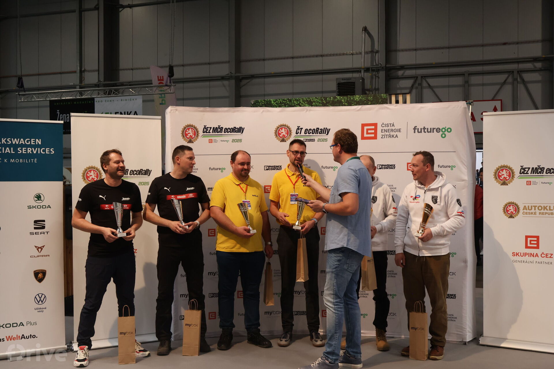 Předávání pohárů v hodnocení spotřeby