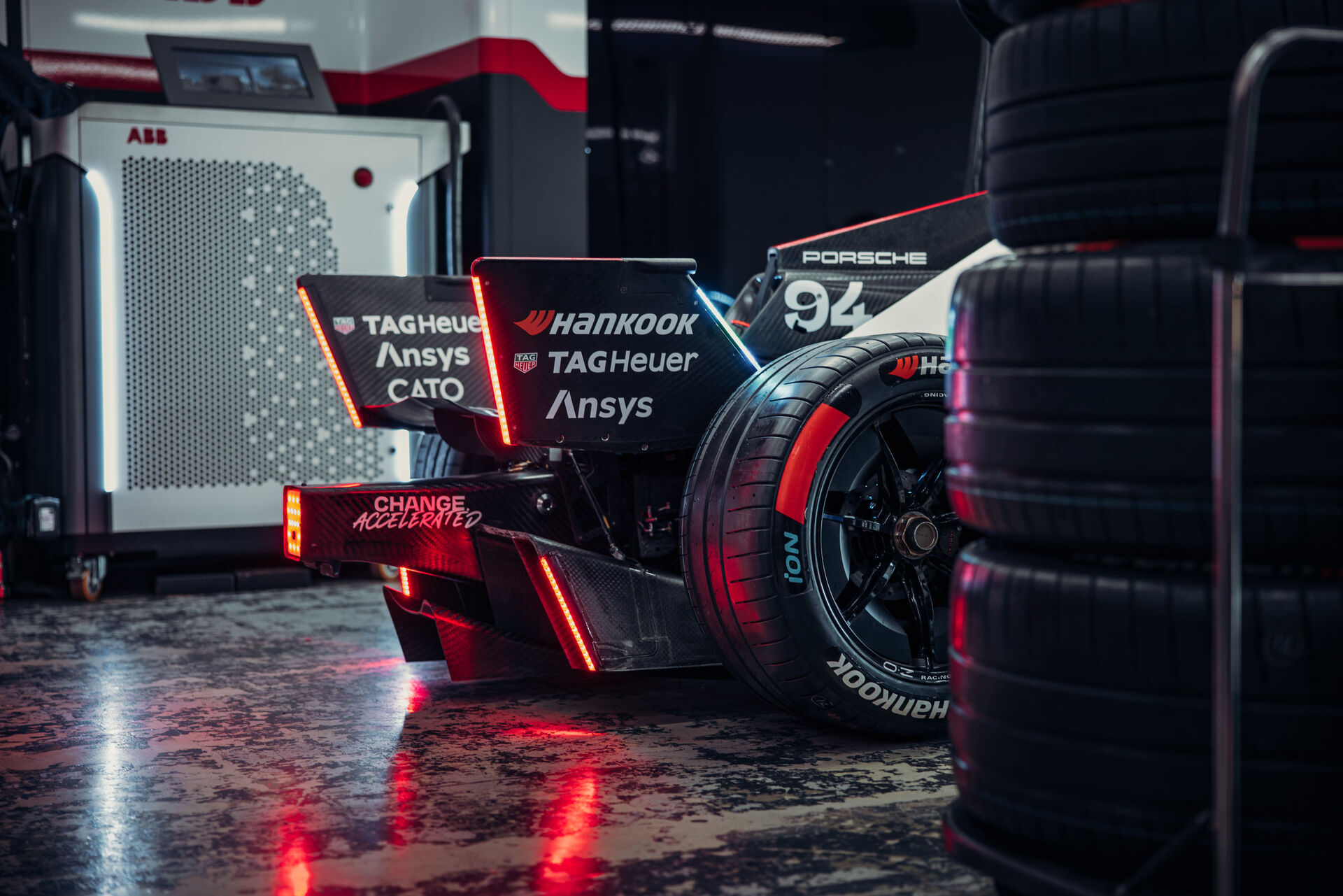 Předsezónní testy Formule E ve Valencii 2023