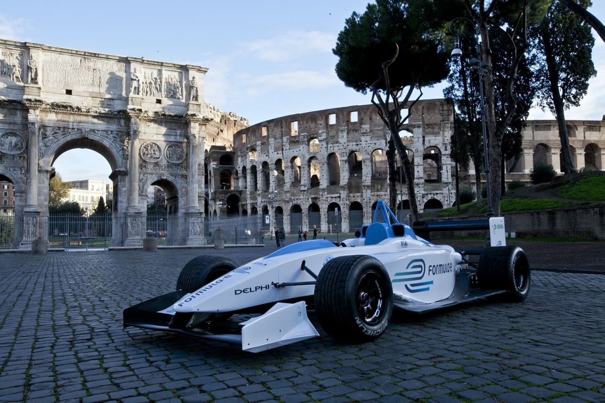 První koncept Formule E z roku 2012