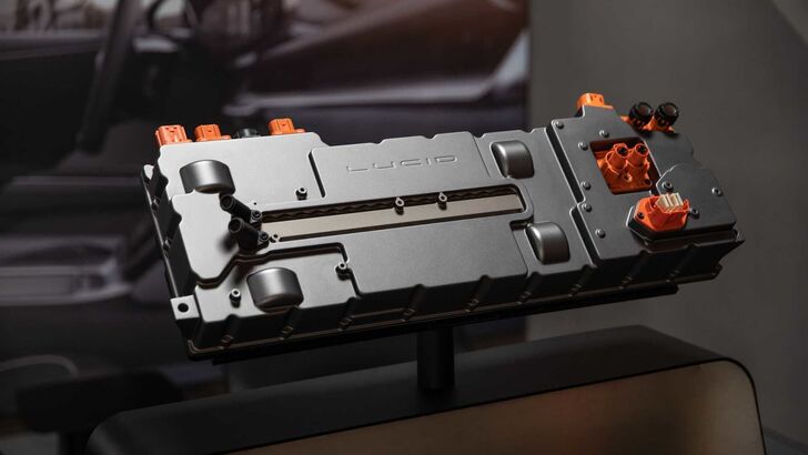 první showroom značky Lucid