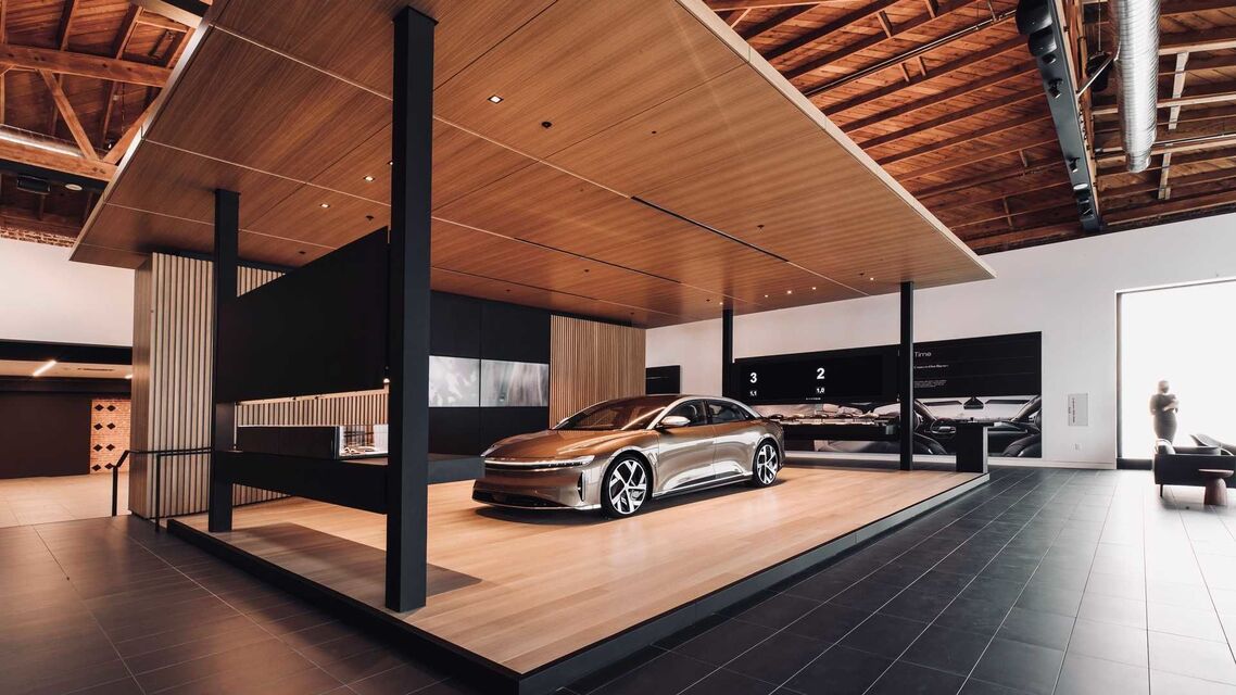 první showroom značky Lucid