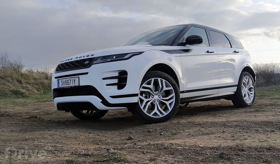 Range Rover Evoque P300e S