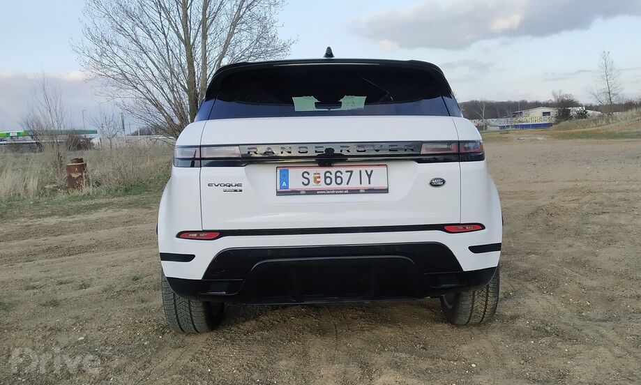 Range Rover Evoque P300e S