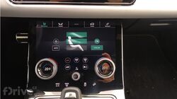 Range Rover Evoque P300e S