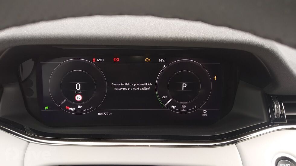 Range Rover Evoque P300e S