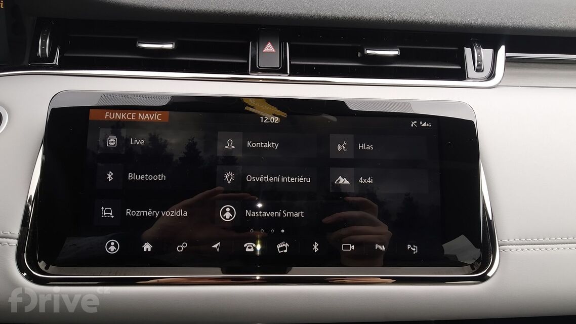 Range Rover Evoque P300e S