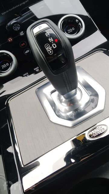 Range Rover Evoque P300e S