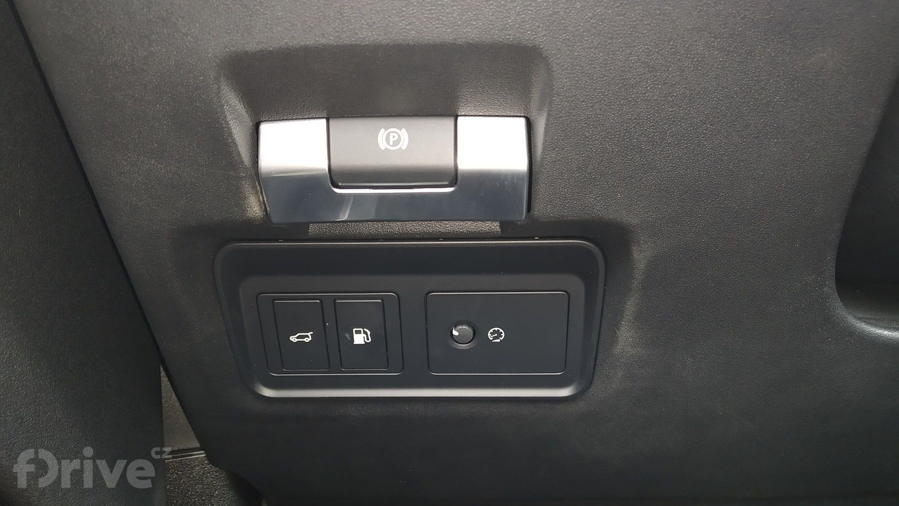 Range Rover Evoque P300e S