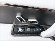 Range Rover P510e SV (2023)