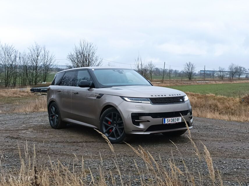 Range Rover Sport D300 Dynamic HSE