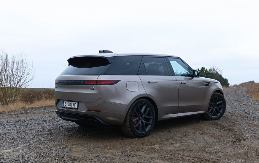 Range Rover Sport D300 Dynamic HSE