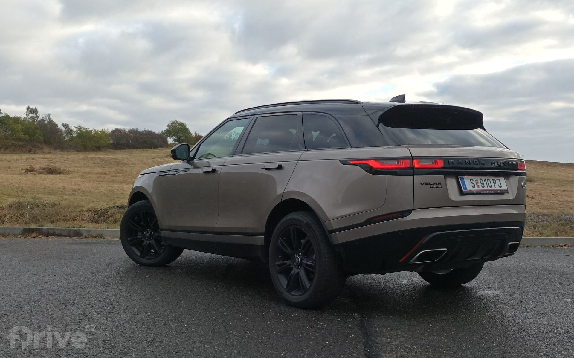 Range Rover Velar P400 SE R-Dynamic