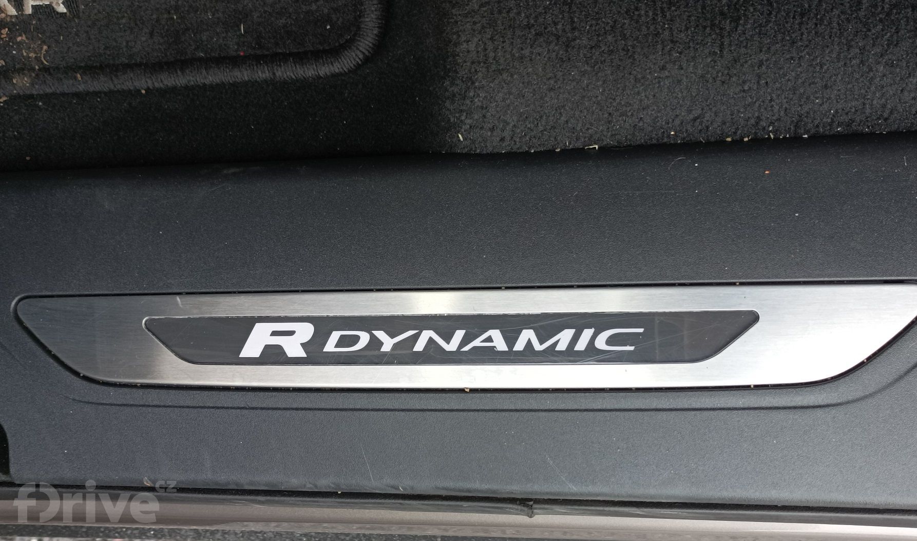 Range Rover Velar P400 SE R-Dynamic