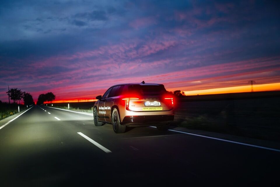 Rekordní jízda sedmimístného SUV do Nizozemska