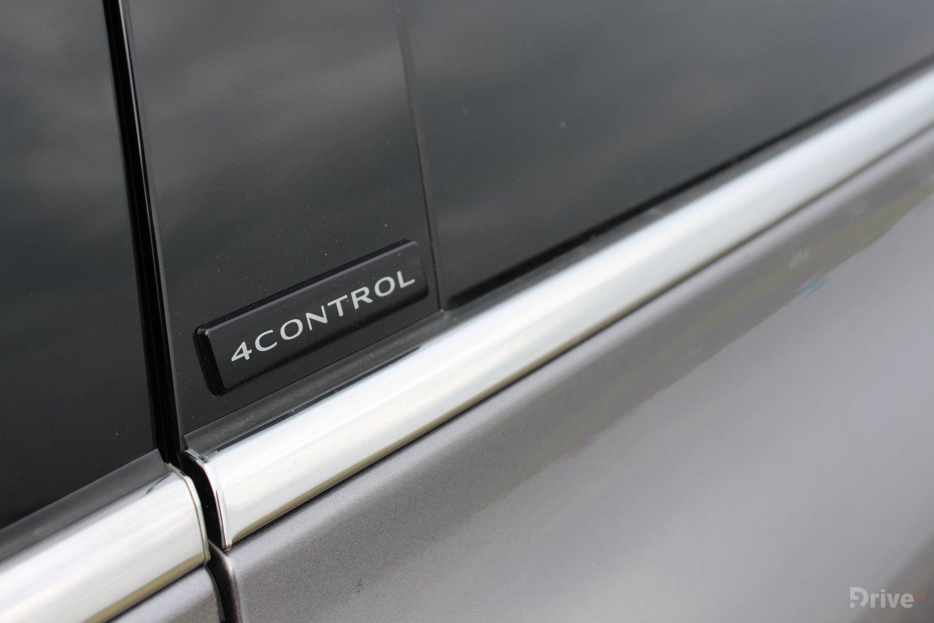 Renault 4Control
