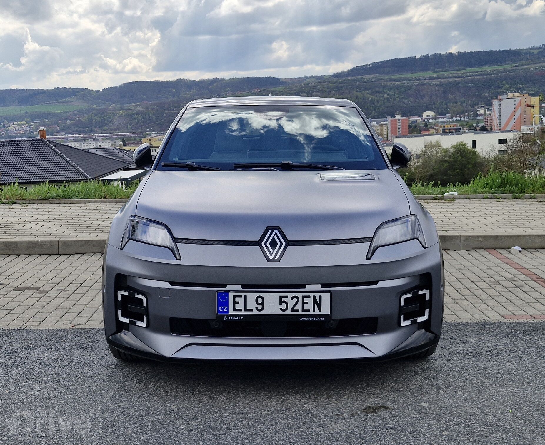 Renault 5 E-Tech Roland Garros