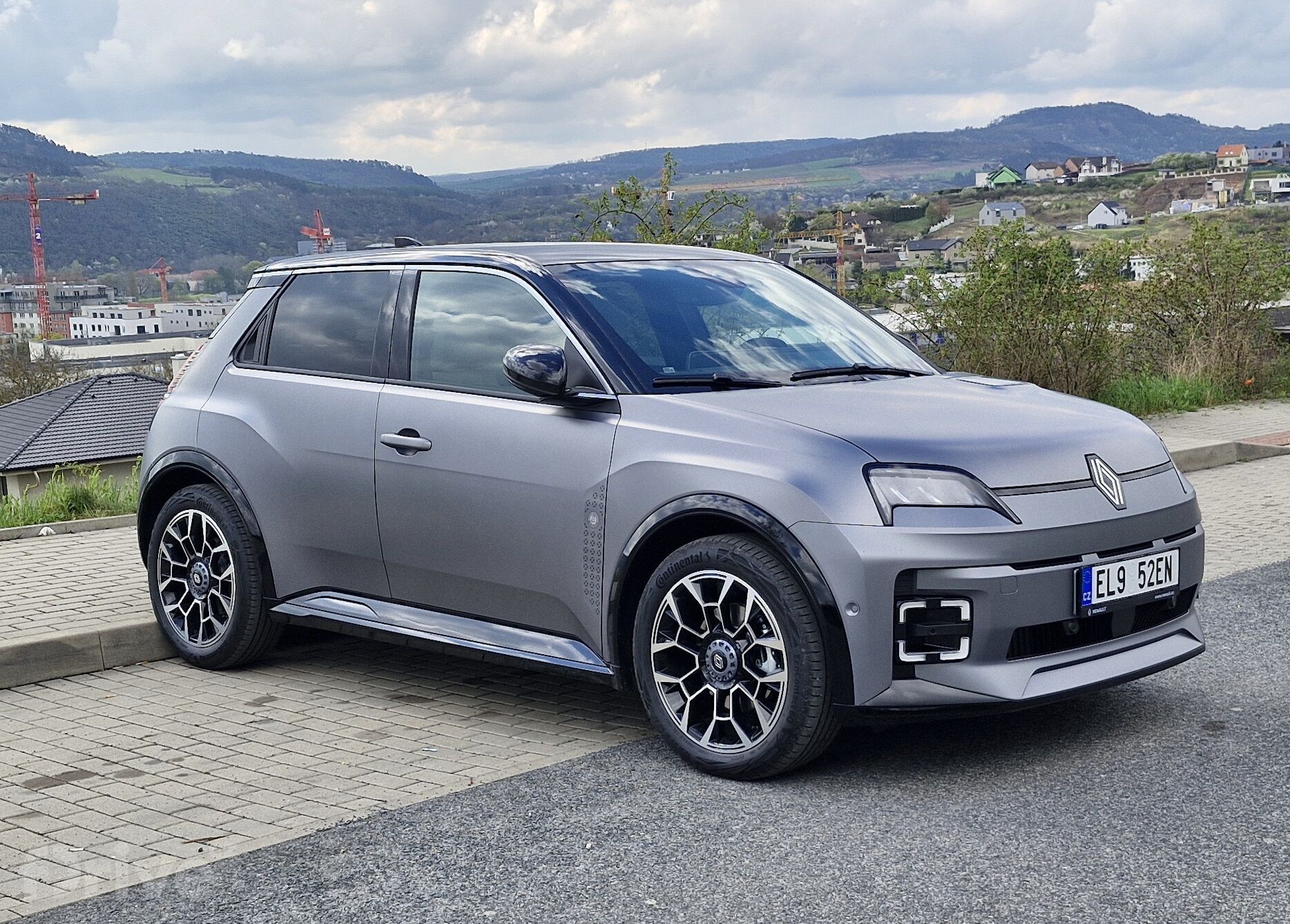 Renault 5 E-Tech Roland Garros