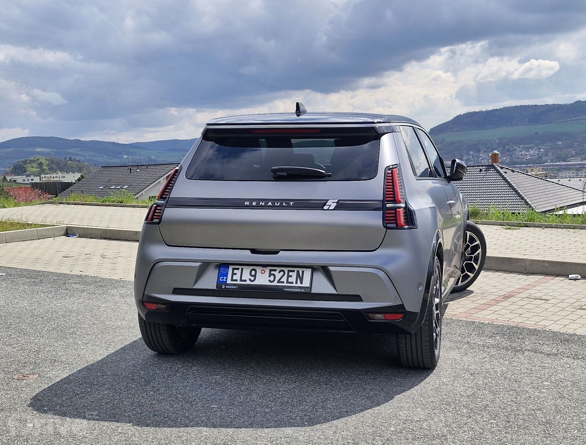 Renault 5 E-Tech Roland Garros