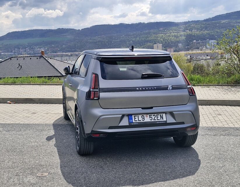 Renault 5 E-Tech Roland Garros