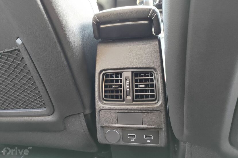 Renault Arkana E-Tech 145