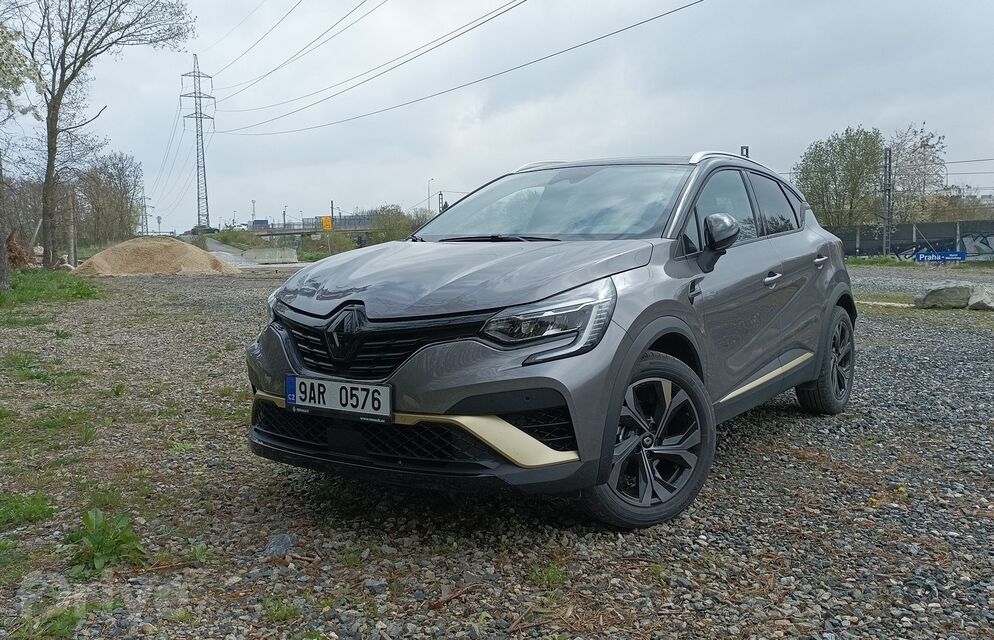 Renault Captur E-Tech full hybrid 145