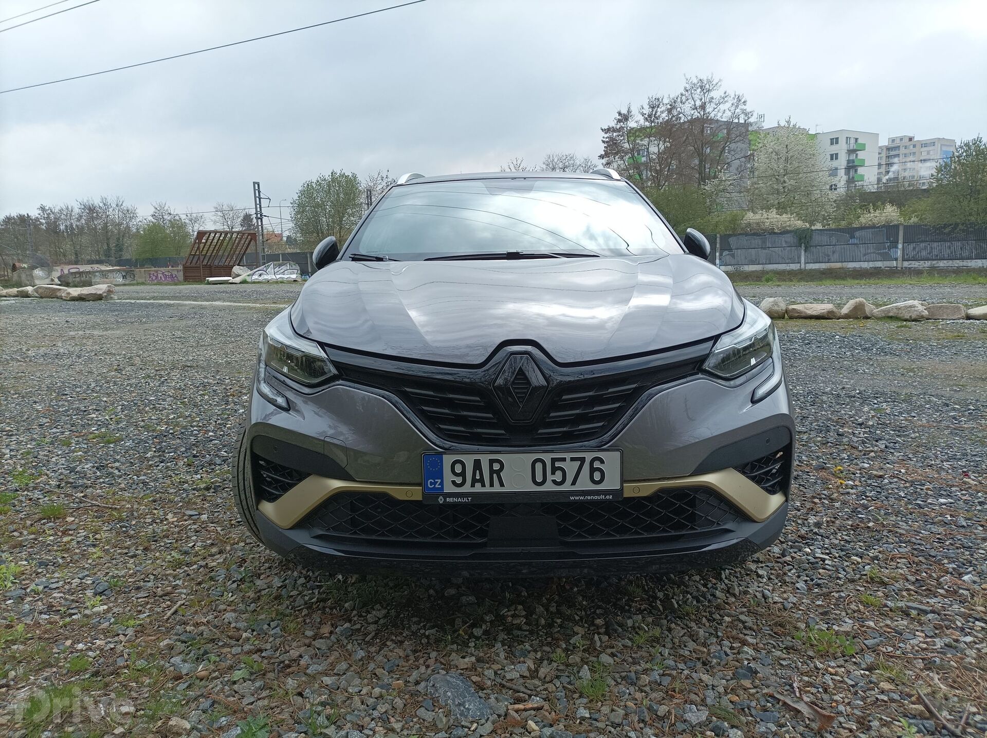 Renault Captur E-Tech full hybrid 145