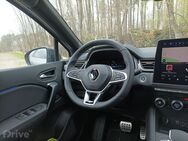 Renault Captur E-Tech full hybrid 145