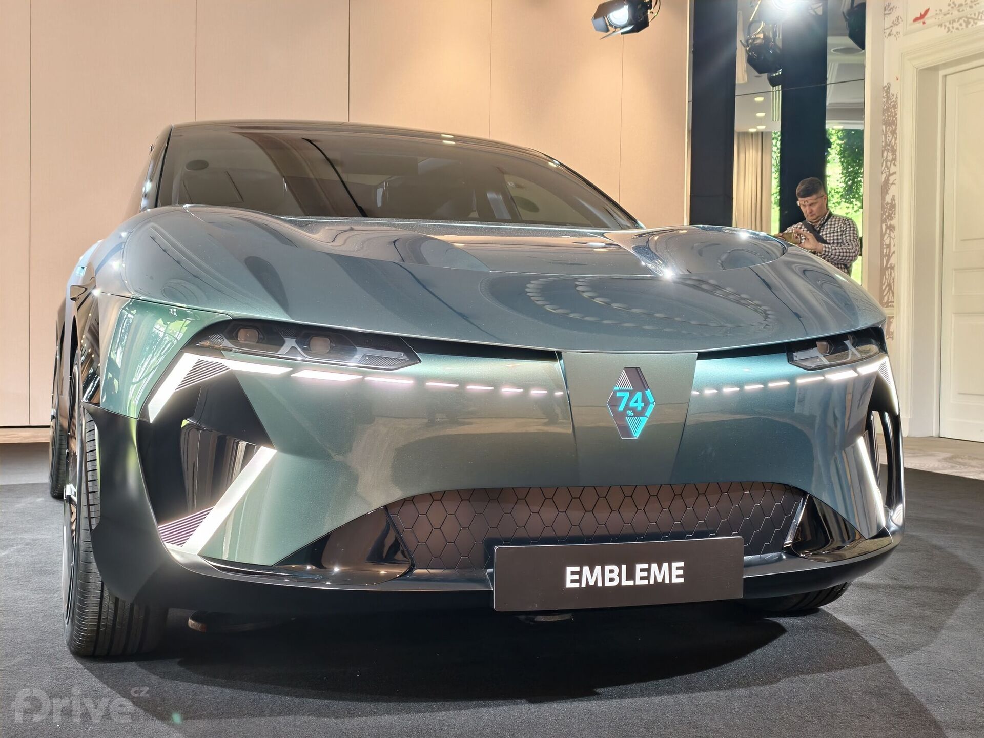 Renault Embleme (koncept)