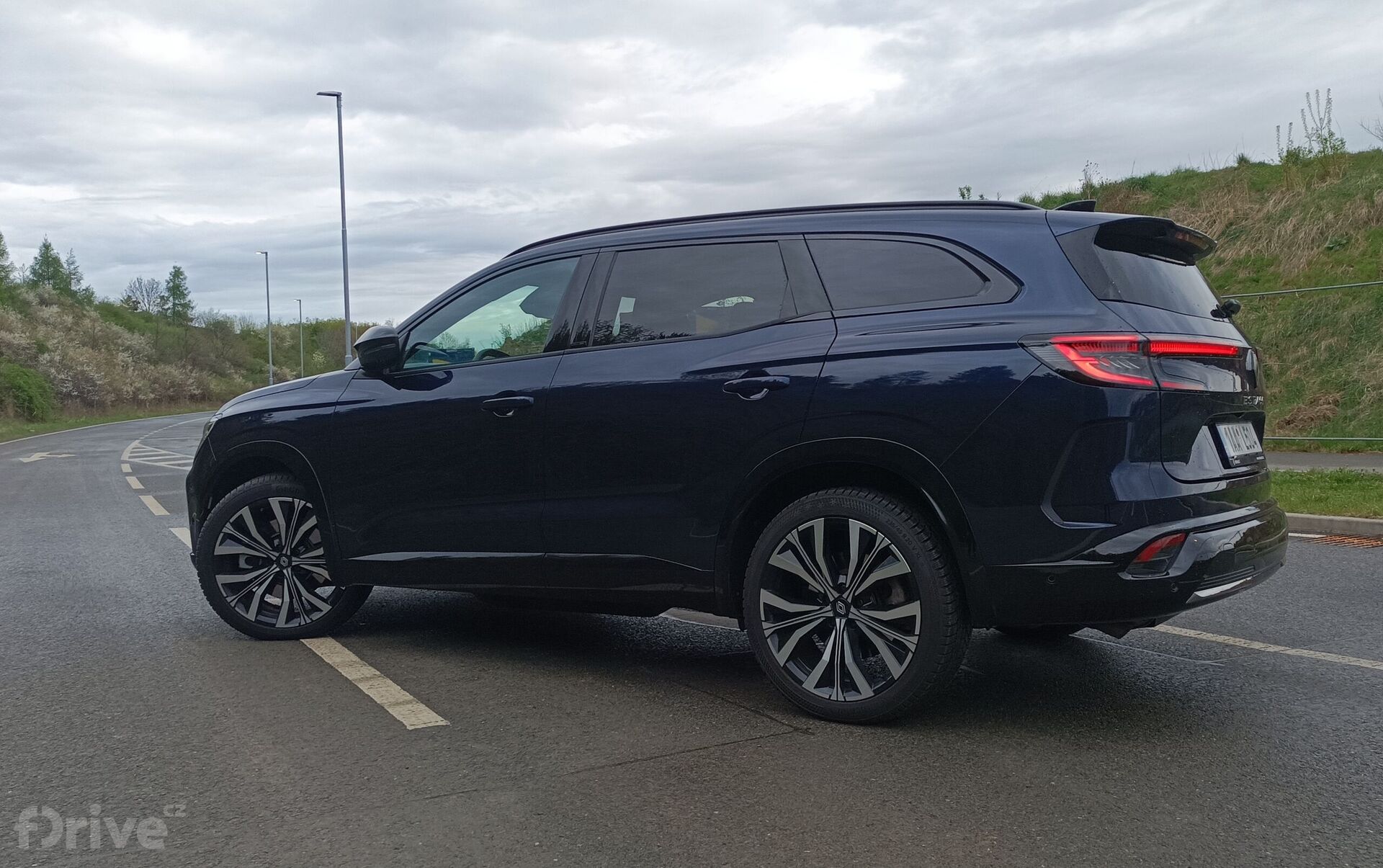 Renault Espace E-Tech full hybrid 200