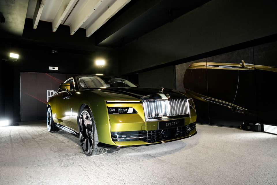 Rolls-Royce Spectre