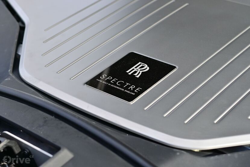Rolls-Royce Spectre