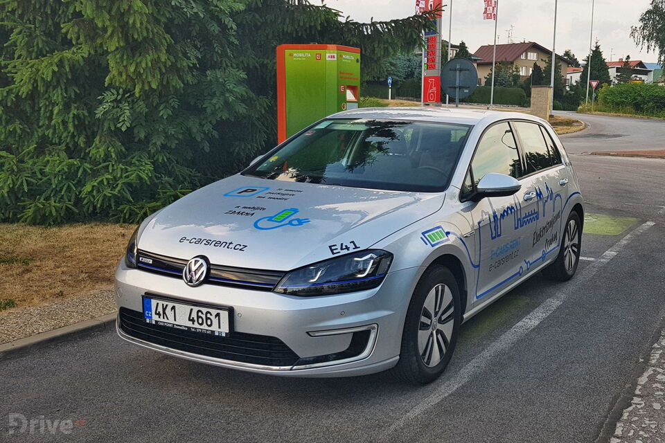 Rychlonabíjecí stanice ČEZ Vrchlabí