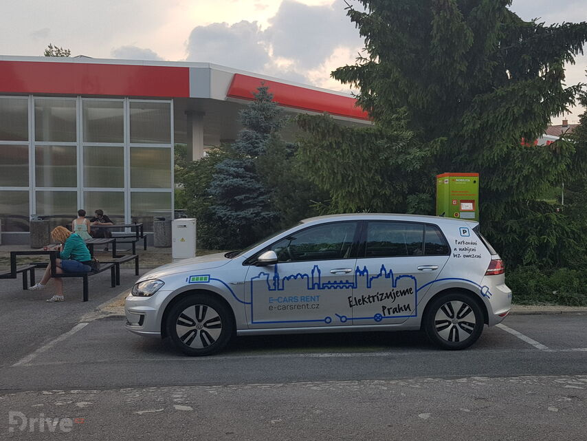 Rychlonabíjecí stanice ČEZ Vrchlabí