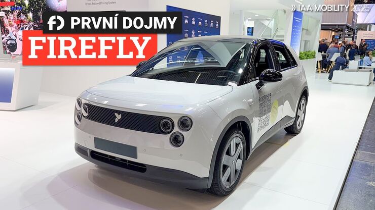 Firefly je městský elektromobil s nečekaným kufrem