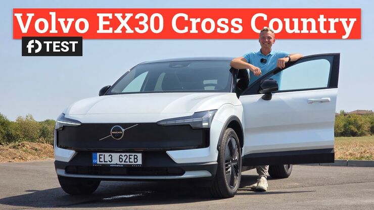 EX30 do lesa. Co vše nabízí Cross Country verze nejmenšího elektrického Volva?