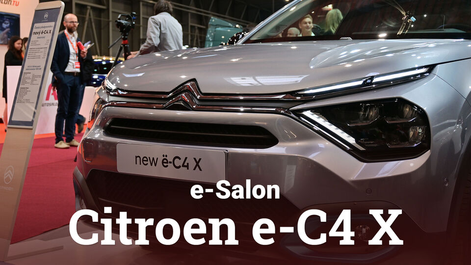 e-Salon 2022: Česká premiéra elektrického crossoveru Citroen ë-C4 X – První pohled
